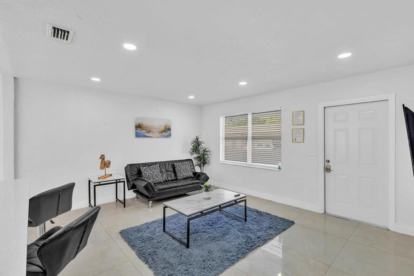 2 Bdrm Modern House Mins From Beach & Casino Hb1 Hallandale Beach Exteriér fotografie