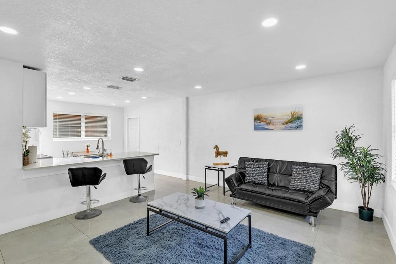 2 Bdrm Modern House Mins From Beach & Casino Hb1 Hallandale Beach Exteriér fotografie